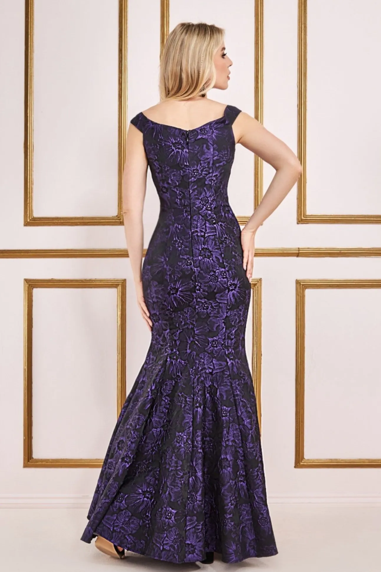 Women * Bardot Jacquard Maxi Dress