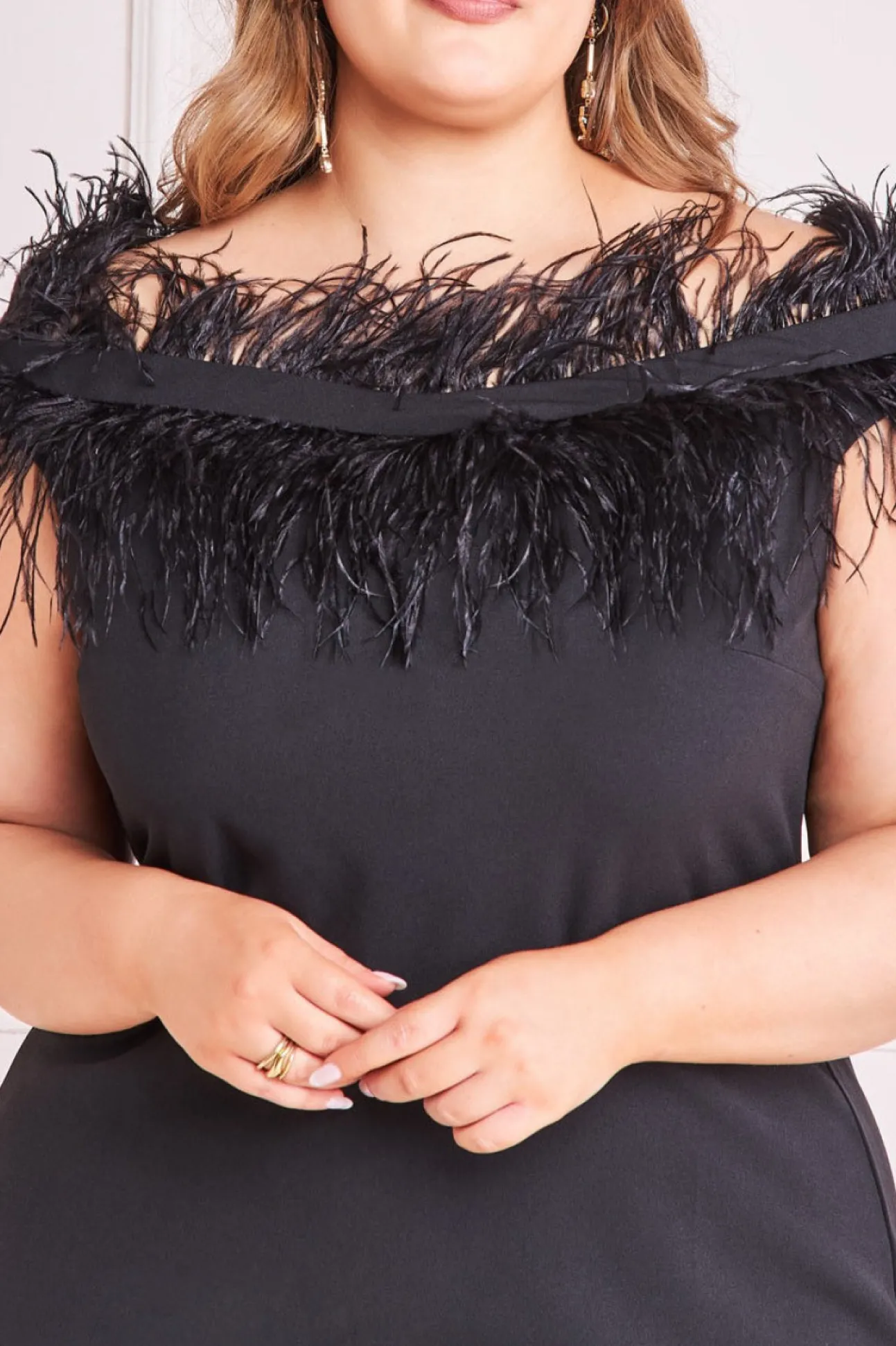 Women * Plus Off The Shoulder Feather Midi Dress