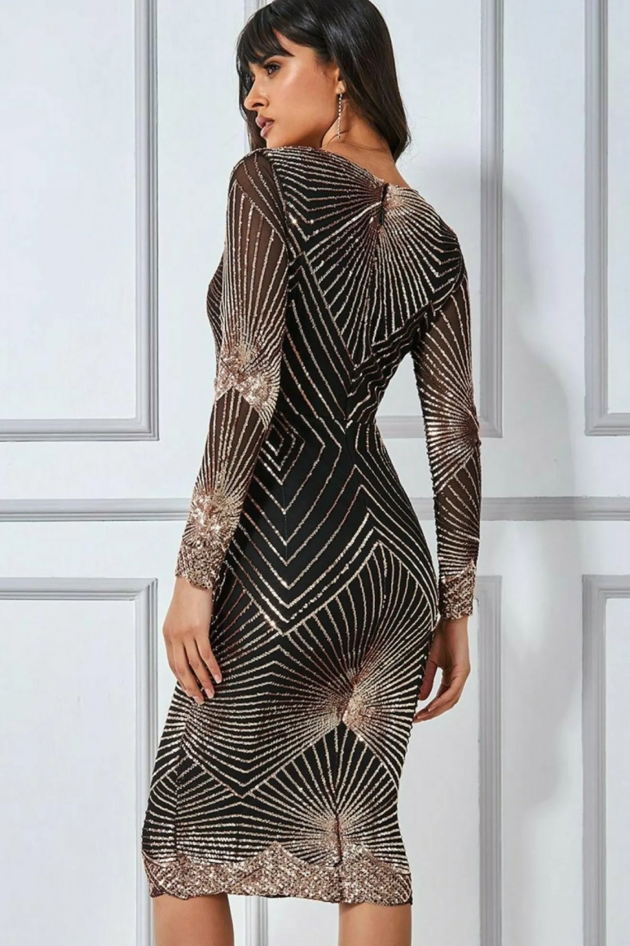 Women * Scalloped Hem Starburst Midi Dress - Rose Gold