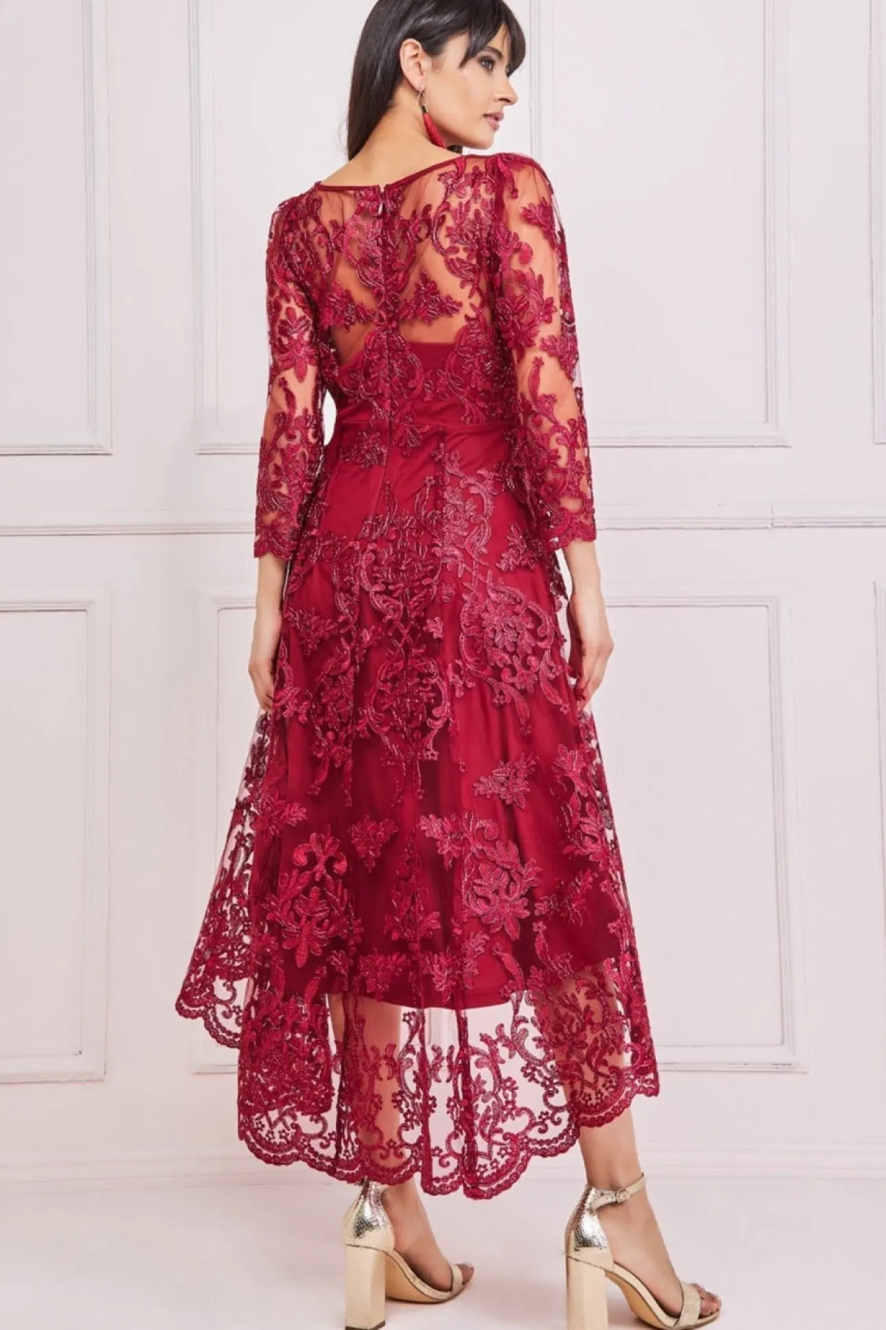 Women * Scalloped Lace Dipped Hem Midi Dress