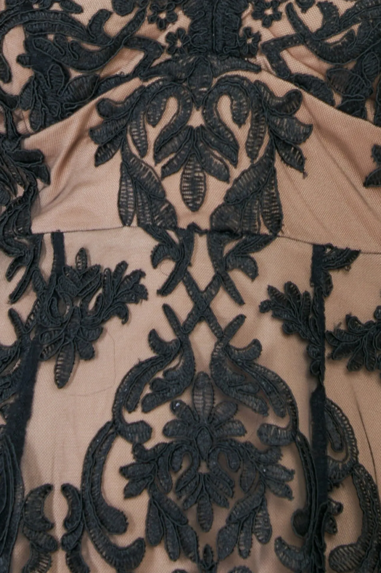 Women * Scalloped Lace Dipped Hem Midi Dress