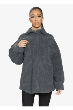 Women De La Creme Fashions Oversized Patch Pocket Borg Shacket