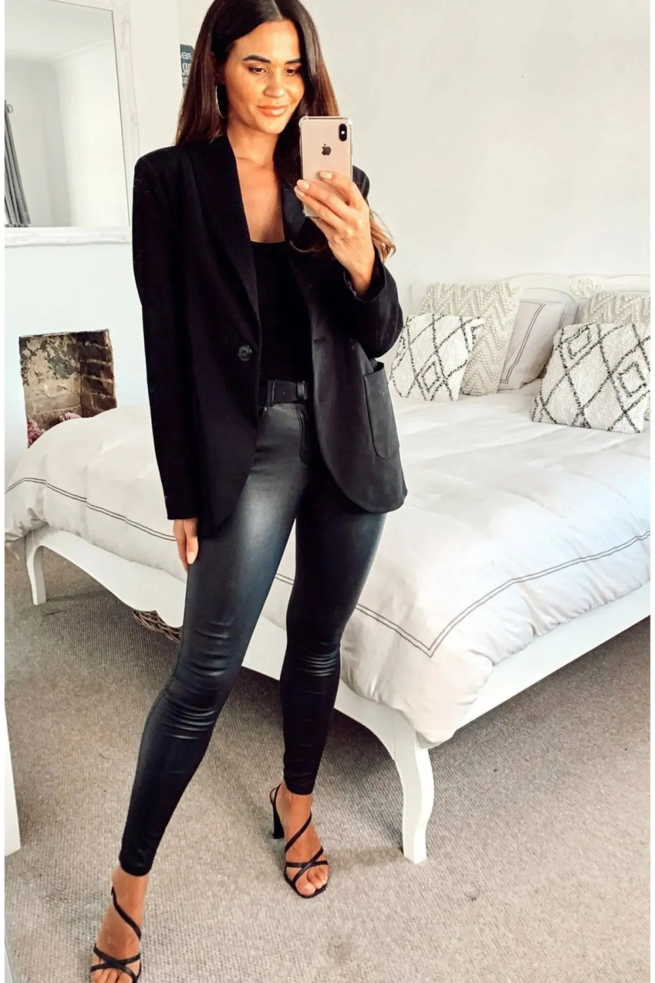 Women De La Creme Fashions Patch Pocket Tailored Fit Blazer