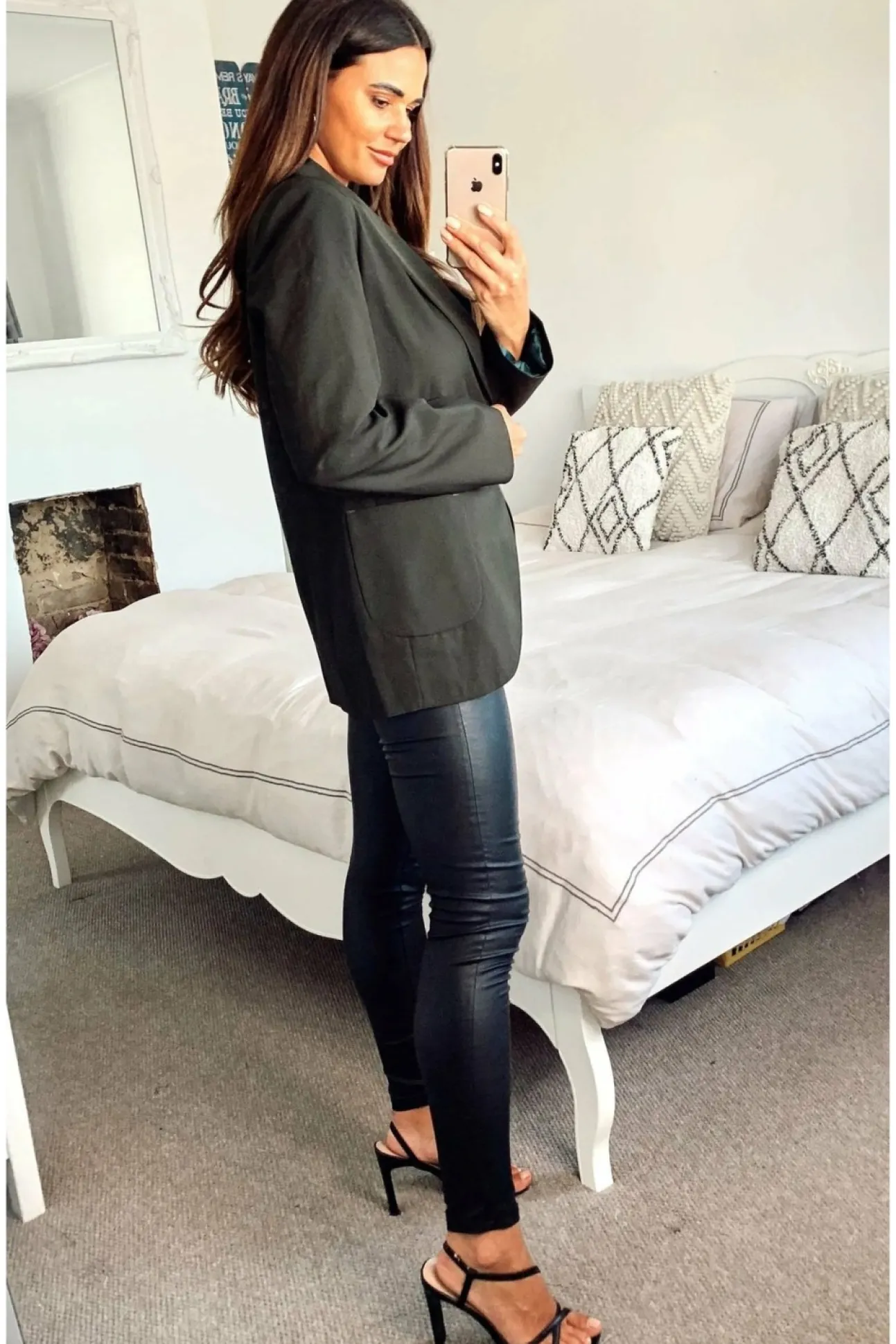 Women De La Creme Fashions Patch Pocket Tailored Fit Blazer