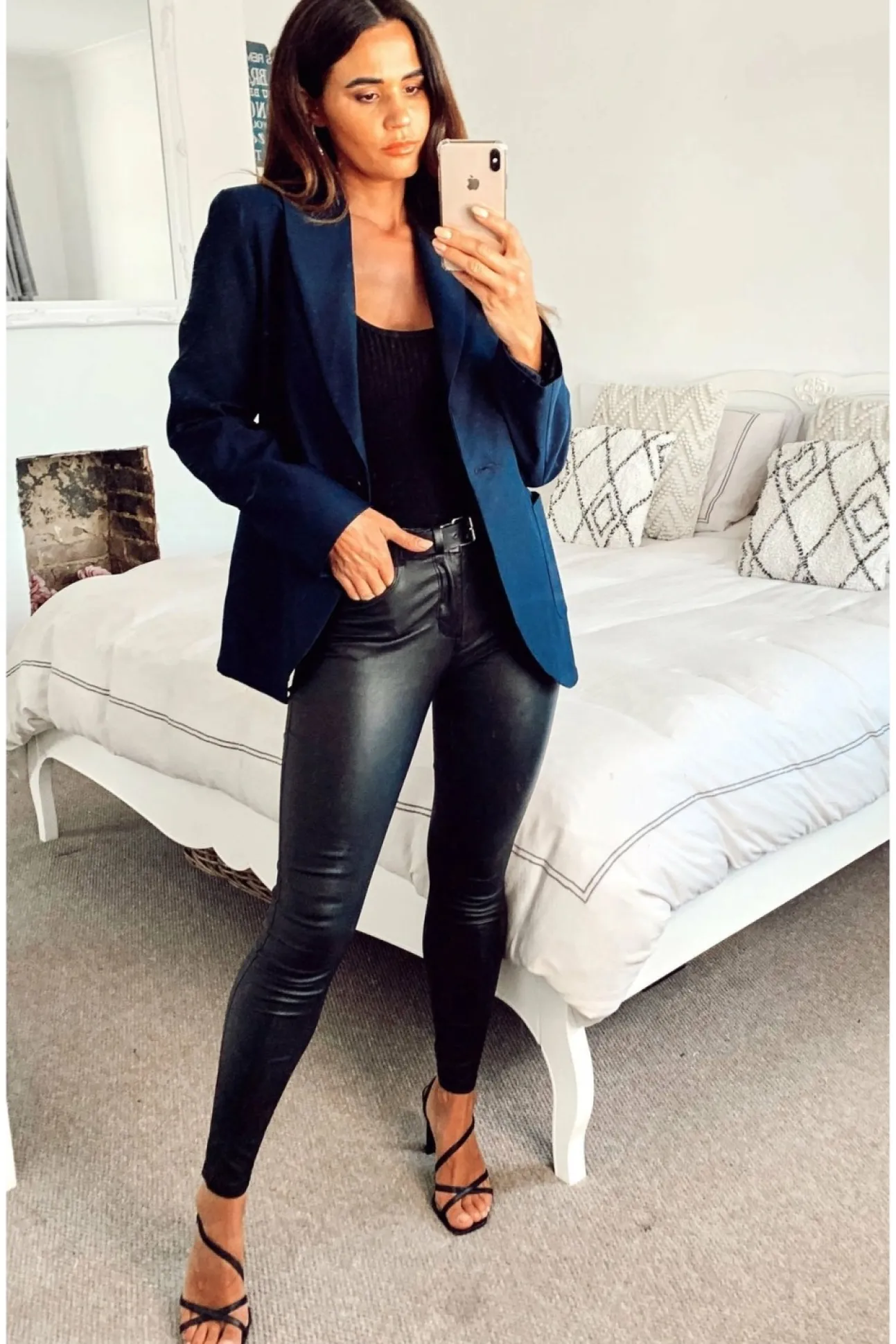 Women De La Creme Fashions Patch Pocket Tailored Fit Blazer