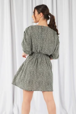 Women Double Second Animal Print Relaxed Shoulder Dress