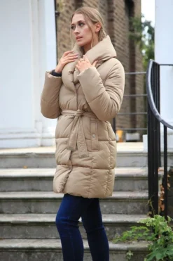 Women Double Second Padded Collar Wrap Puffer