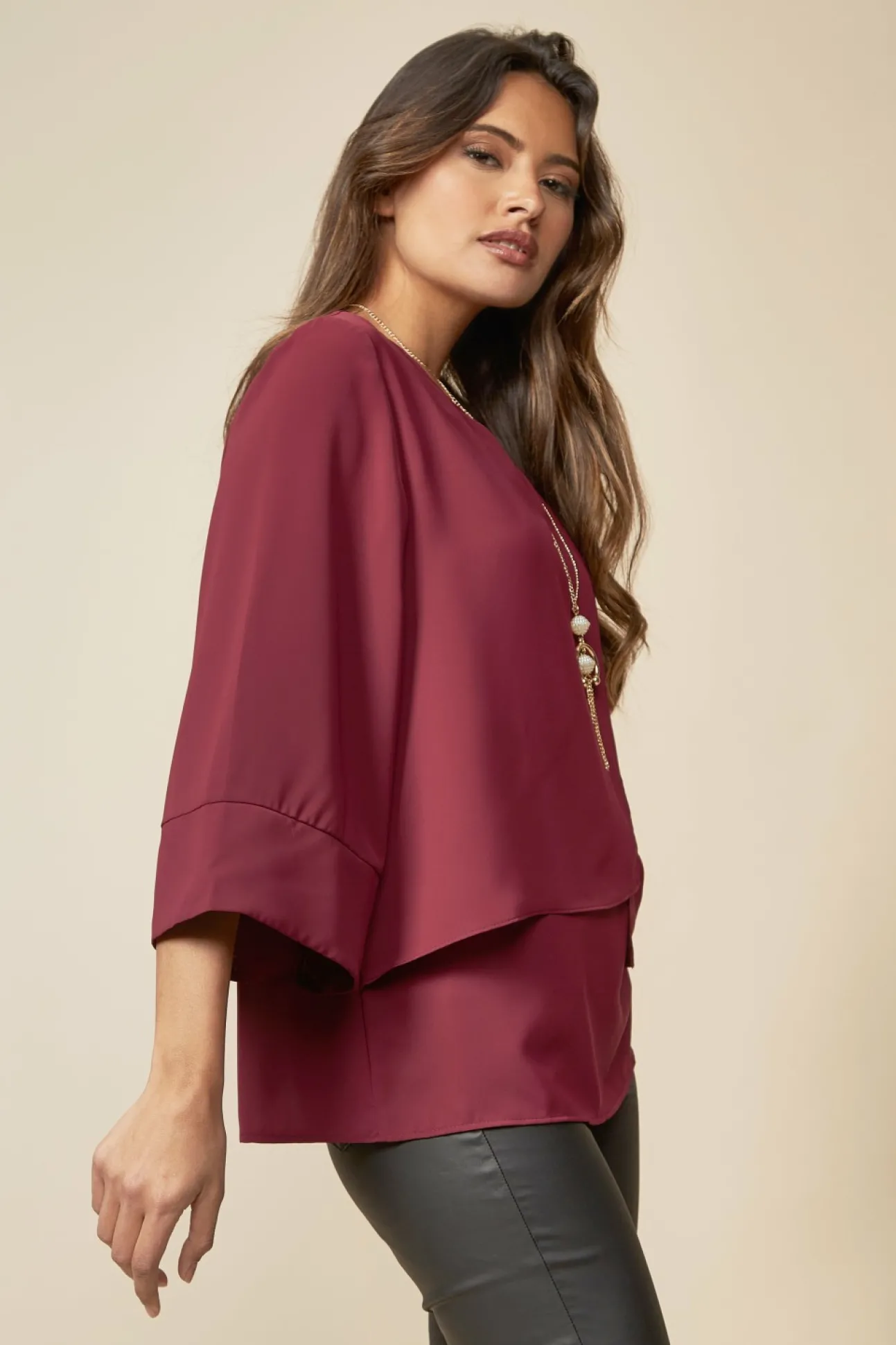 Women Hoxton Gal Layered Top 3/4 Sleeve With Necklace
