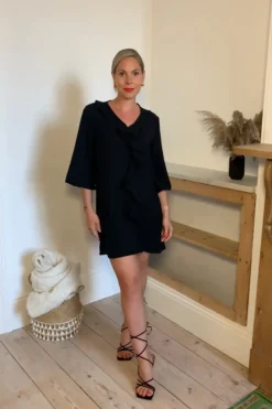 Women Hoxton Gal Oversize 3/4 Sleeves Frilled Front Tunic