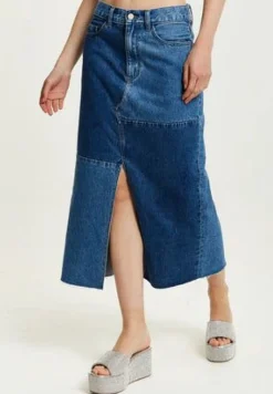 Women Liquorish Denim Midi Skirt