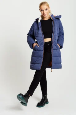 Women Liquorish Hooded Puffer Coat In