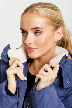 Women Liquorish Hooded Puffer Coat In