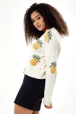 Women Liquorish Pineapple Pattern Cardigan