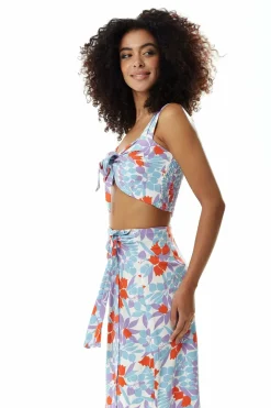 Women Liquorish Tie Front Floral Print Crop Top In Blue And Red