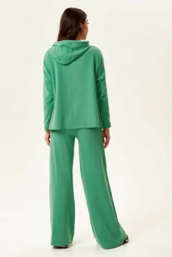 Women Liquorish Wide-Leg Tracksuit Pant In