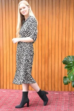 Women Mela London Ditsy Daisy Pleated Midi Dress
