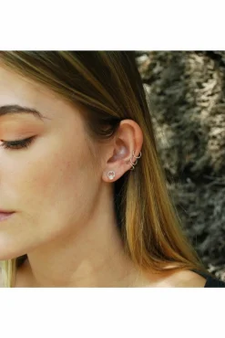 Women White Leaf Circle Earring With Single Crystal In