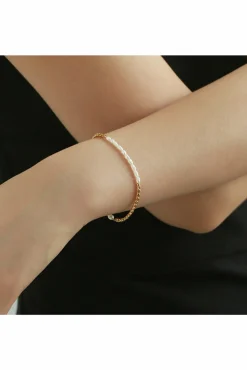Women White Leaf Snake Chain & Pearl Bracelet In