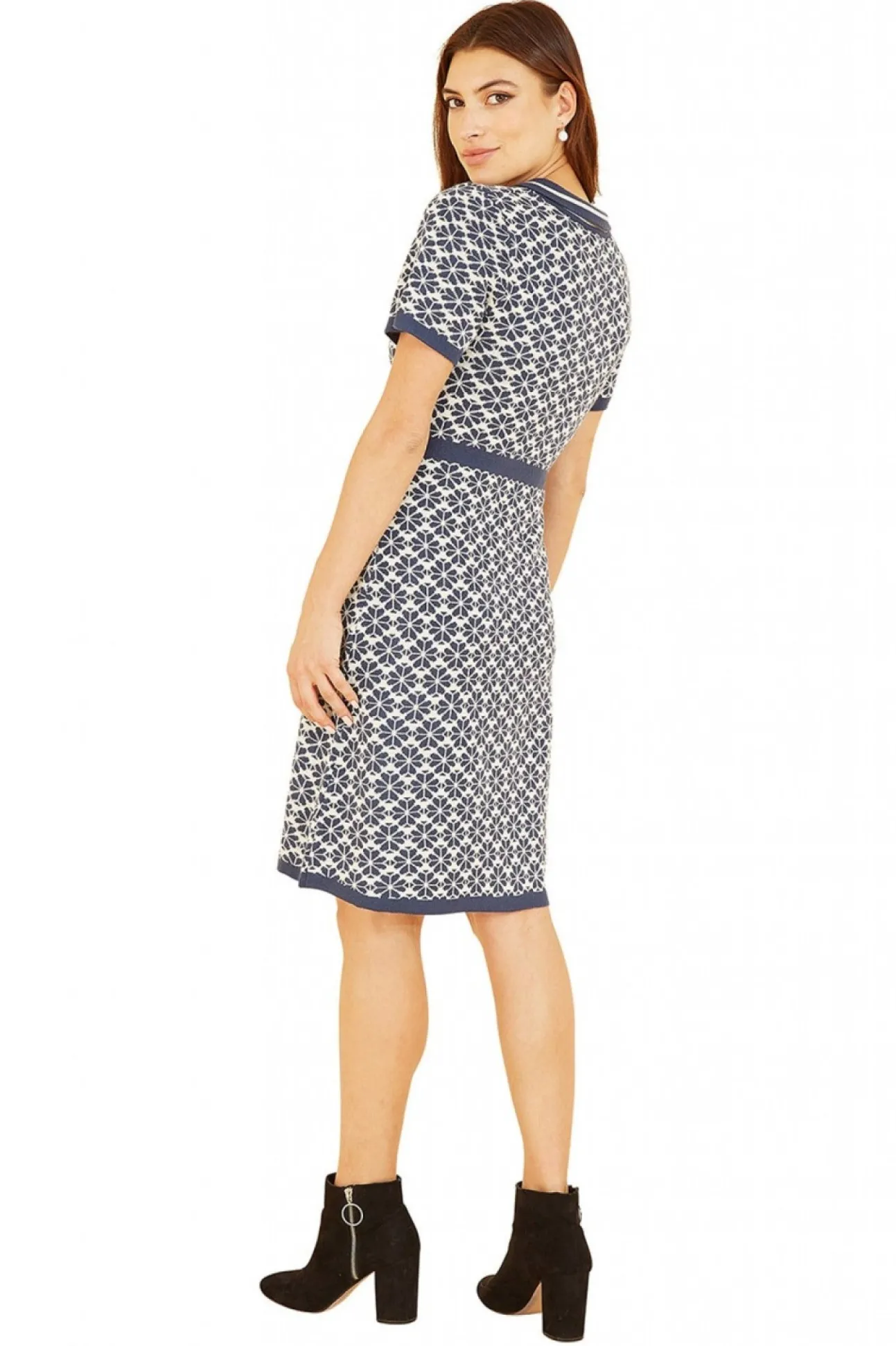 Women Yumi Intarsia Daisy Knitted Dress With Zip Collar